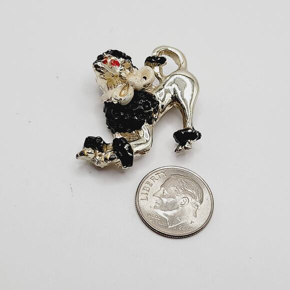 Vintage 1950s Poodle Brooch - 1 1/4 Inch - Black White Red Enamel - Gold Tone - Picture 5 of 7